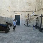 Old Harbour Center דירה *