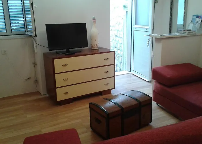 Old Harbour Center *